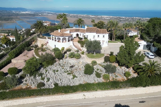 Villa in Pego-Monte Pego zu verkaufen, Espace de vie 310 m², Baujahr 1988, + Zentralheizung, Klimaanlage, Terrain 3370 m², 4 Chambres &agrave; coucher, 4 Badezimmer, Pool, ref.: JS-0425-33
