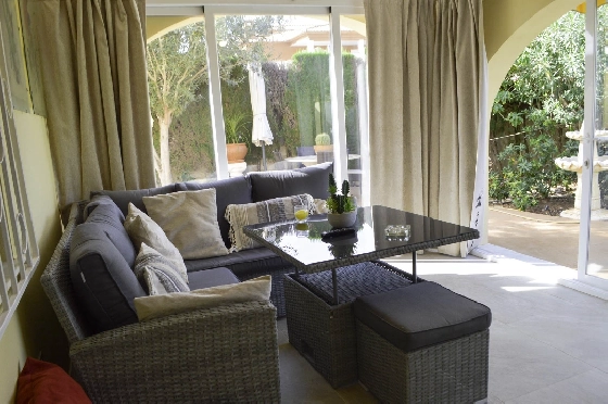Villa in Denia zu verkaufen, Espace de vie 121 m², Klimaanlage, Terrain 623 m², 4 Chambres &agrave; coucher, 2 Badezimmer, Pool, ref.: CO-C25935-20