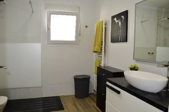 Villa in Denia zu verkaufen, Espace de vie 121 m², Klimaanlage, Terrain 623 m², 4 Chambres &agrave; coucher, 2 Badezimmer, Pool, ref.: CO-C25935-31