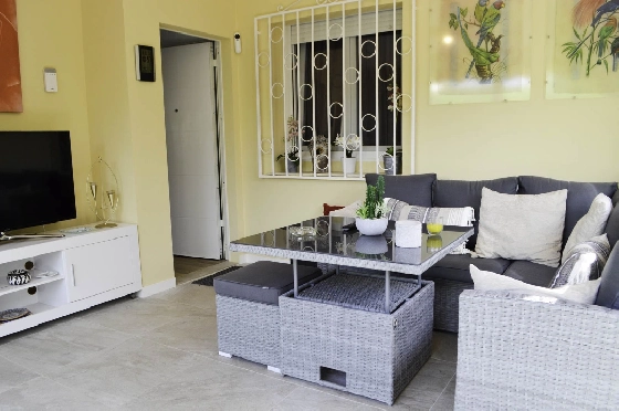 Villa in Denia zu verkaufen, Espace de vie 121 m², Klimaanlage, Terrain 623 m², 4 Chambres &agrave; coucher, 2 Badezimmer, Pool, ref.: CO-C25935-32