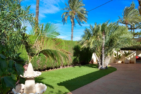 Villa in Denia zu verkaufen, Espace de vie 121 m², Klimaanlage, Terrain 623 m², 4 Chambres &agrave; coucher, 2 Badezimmer, Pool, ref.: CO-C25935-5