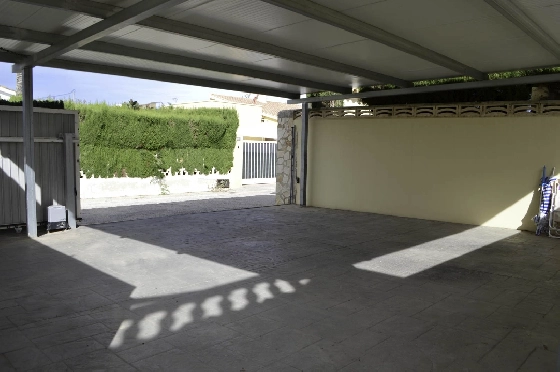 Villa in Denia zu verkaufen, Espace de vie 121 m², Klimaanlage, Terrain 623 m², 4 Chambres &agrave; coucher, 2 Badezimmer, Pool, ref.: CO-C25935-6
