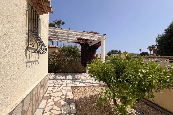Villa in Els Poblets zu verkaufen, Espace de vie 125 m², Baujahr 2004, Zustand gepflegt, + KLIMA, Klimaanlage, Terrain 400 m², 3 Chambres &agrave; coucher, 3 Badezimmer, Pool, ref.: RG-0525-4