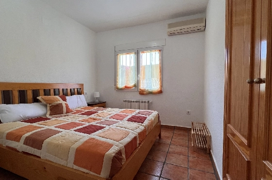Villa in Els Poblets zu verkaufen, Espace de vie 125 m², Baujahr 2004, Zustand gepflegt, + KLIMA, Klimaanlage, Terrain 400 m², 3 Chambres &agrave; coucher, 3 Badezimmer, Pool, ref.: RG-0525-9