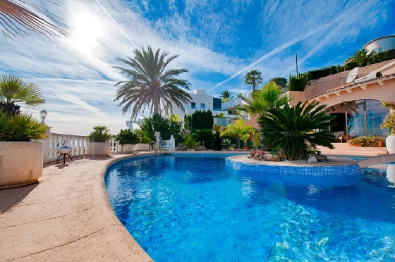 Villa in Moraira zu verkaufen, Espace de vie 300 m², Baujahr 1984, Klimaanlage, Terrain 1615 m², 3 Chambres &agrave; coucher, 2 Badezimmer, Pool, ref.: AM-12279DA-18