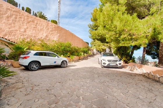 Villa in Moraira zu verkaufen, Espace de vie 300 m², Baujahr 1984, Klimaanlage, Terrain 1615 m², 3 Chambres &agrave; coucher, 2 Badezimmer, Pool, ref.: AM-12279DA-21