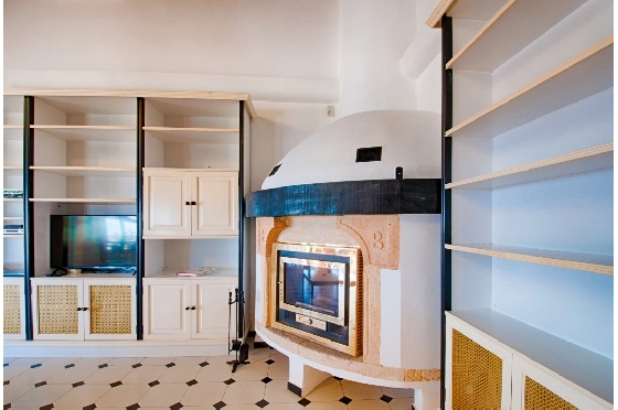 Villa in Moraira zu verkaufen, Espace de vie 300 m², Baujahr 1984, Klimaanlage, Terrain 1615 m², 3 Chambres &agrave; coucher, 2 Badezimmer, Pool, ref.: AM-12279DA-33