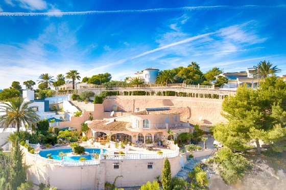 Villa in Moraira zu verkaufen, Espace de vie 300 m², Baujahr 1984, Klimaanlage, Terrain 1615 m², 3 Chambres &agrave; coucher, 2 Badezimmer, Pool, ref.: AM-12279DA-8