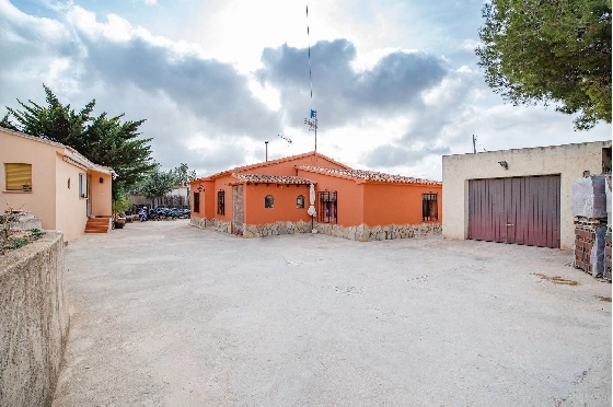 Finca in Benissa zu verkaufen, Espace de vie 212 m², Baujahr 1978, Klimaanlage, Terrain 2640 m², 4 Chambres &agrave; coucher, 1 Badezimmer, Pool, ref.: AM-12447DR-2