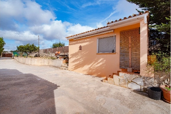 Finca in Benissa zu verkaufen, Espace de vie 212 m², Baujahr 1978, Klimaanlage, Terrain 2640 m², 4 Chambres &agrave; coucher, 1 Badezimmer, Pool, ref.: AM-12447DR-26