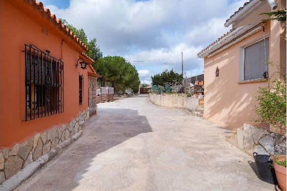 Finca in Benissa zu verkaufen, Espace de vie 212 m², Baujahr 1978, Klimaanlage, Terrain 2640 m², 4 Chambres &agrave; coucher, 1 Badezimmer, Pool, ref.: AM-12447DR-37