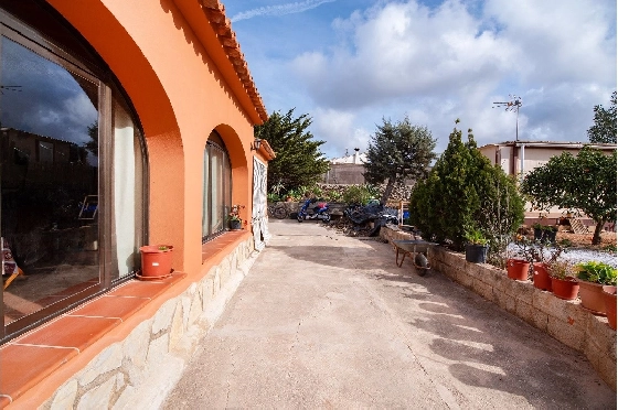 Finca in Benissa zu verkaufen, Espace de vie 212 m², Baujahr 1978, Klimaanlage, Terrain 2640 m², 4 Chambres &agrave; coucher, 1 Badezimmer, Pool, ref.: AM-12447DR-6