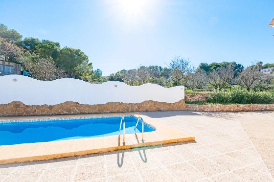 Villa in Benissa(La Fustera) zu verkaufen, Espace de vie 312 m², Baujahr 1978, Klimaanlage, Terrain 2669 m², 6 Chambres &agrave; coucher, 2 Badezimmer, Pool, ref.: AM-12452DA-16