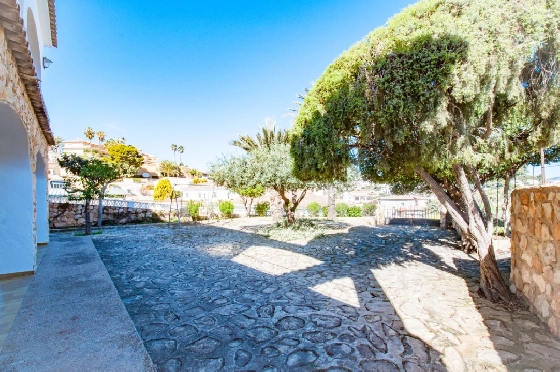 Villa in Benissa(La Fustera) zu verkaufen, Espace de vie 312 m², Baujahr 1978, Klimaanlage, Terrain 2669 m², 6 Chambres &agrave; coucher, 2 Badezimmer, Pool, ref.: AM-12452DA-17