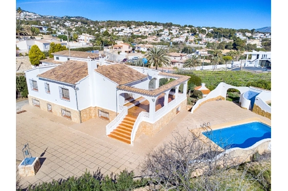 Villa in Benissa(La Fustera) zu verkaufen, Espace de vie 312 m², Baujahr 1978, Klimaanlage, Terrain 2669 m², 6 Chambres &agrave; coucher, 2 Badezimmer, Pool, ref.: AM-12452DA-2