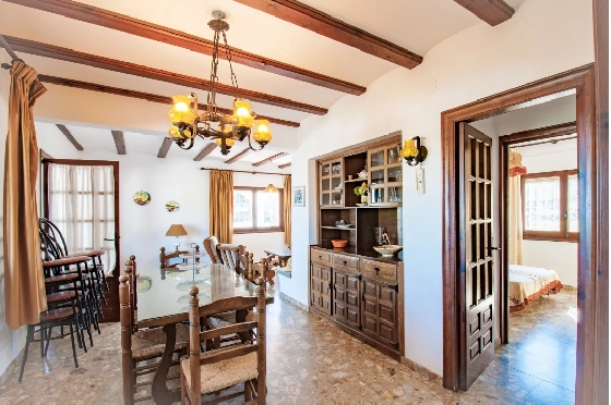 Villa in Benissa(La Fustera) zu verkaufen, Espace de vie 312 m², Baujahr 1978, Klimaanlage, Terrain 2669 m², 6 Chambres &agrave; coucher, 2 Badezimmer, Pool, ref.: AM-12452DA-23
