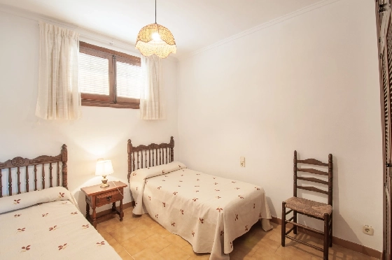 Villa in Benissa(La Fustera) zu verkaufen, Espace de vie 312 m², Baujahr 1978, Klimaanlage, Terrain 2669 m², 6 Chambres &agrave; coucher, 2 Badezimmer, Pool, ref.: AM-12452DA-31