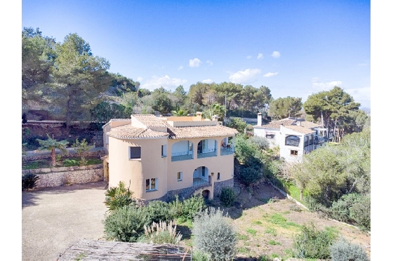 Villa in Javea zu verkaufen, Espace de vie 318 m², Baujahr 1982, Klimaanlage, Terrain 1377 m², 4 Chambres &agrave; coucher, 3 Badezimmer, Pool, ref.: AM-12459DA-1