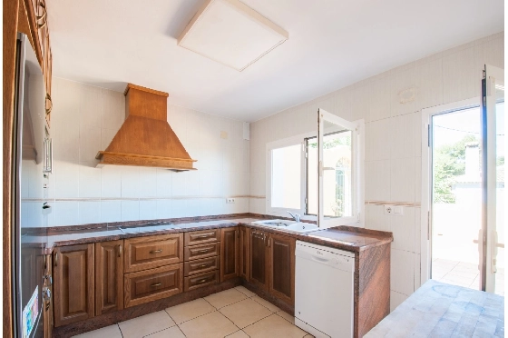 Villa in Javea zu verkaufen, Espace de vie 318 m², Baujahr 1982, Klimaanlage, Terrain 1377 m², 4 Chambres &agrave; coucher, 3 Badezimmer, Pool, ref.: AM-12459DA-10