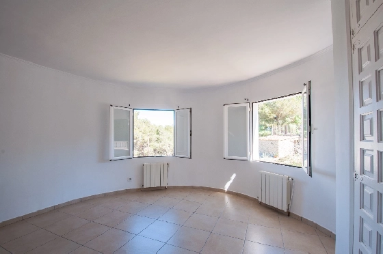 Villa in Javea zu verkaufen, Espace de vie 318 m², Baujahr 1982, Klimaanlage, Terrain 1377 m², 4 Chambres &agrave; coucher, 3 Badezimmer, Pool, ref.: AM-12459DA-17