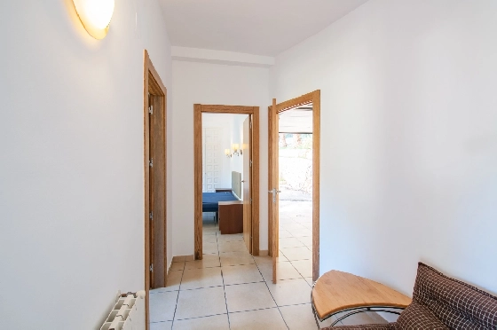 Villa in Javea zu verkaufen, Espace de vie 318 m², Baujahr 1982, Klimaanlage, Terrain 1377 m², 4 Chambres &agrave; coucher, 3 Badezimmer, Pool, ref.: AM-12459DA-26