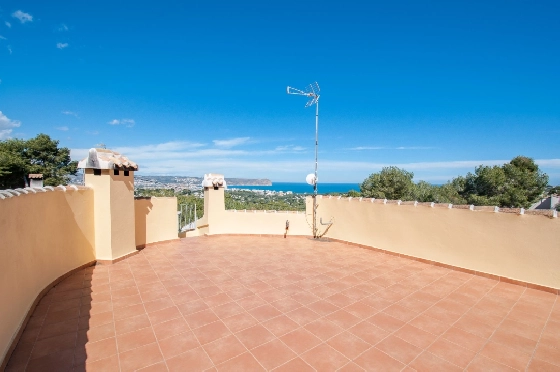 Villa in Javea zu verkaufen, Espace de vie 318 m², Baujahr 1982, Klimaanlage, Terrain 1377 m², 4 Chambres &agrave; coucher, 3 Badezimmer, Pool, ref.: AM-12459DA-32
