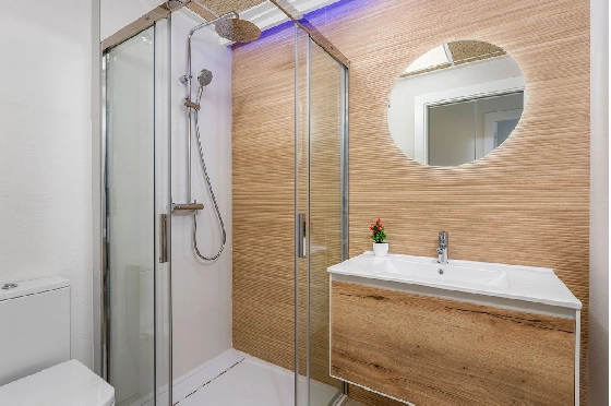 Penthouse Apartment in Torrevieja zu verkaufen, Wohnfläche 127 m², Zustand Erstbezug, 2 Schlafzimmer, 2 Badezimmer, Pool, ref.: HA-TON-159-A02-15