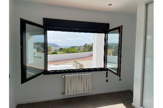 Villa in Moraira zu verkaufen, Espace de vie 283 m², Baujahr 2023, Klimaanlage, Terrain 897 m², 3 Chambres &agrave; coucher, 3 Badezimmer, Pool, ref.: AM-12030DA-20