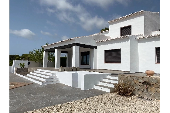 Villa in Moraira zu verkaufen, Espace de vie 283 m², Baujahr 2023, Klimaanlage, Terrain 897 m², 3 Chambres &agrave; coucher, 3 Badezimmer, Pool, ref.: AM-12030DA-4