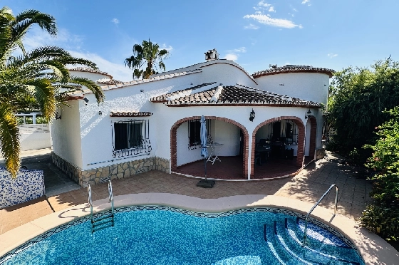 Villa in Els Poblets(Barranquets) zu verkaufen, Espace de vie 120 m², Baujahr 2004, Zustand gepflegt, + Zentralheizung, Klimaanlage, Terrain 402 m², 3 Chambres &agrave; coucher, 2 Badezimmer, Pool, ref.: JS-1325-1