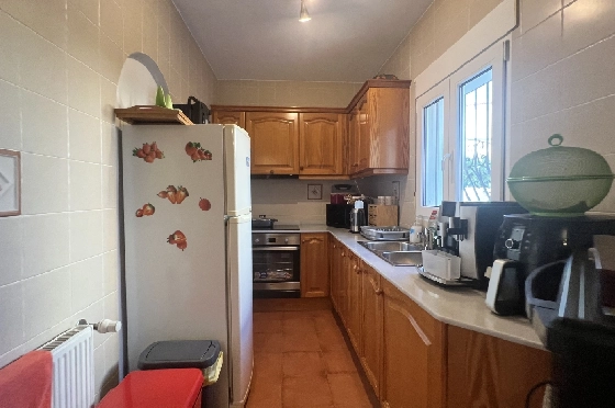 Villa in Els Poblets(Barranquets) zu verkaufen, Espace de vie 120 m², Baujahr 2004, Zustand gepflegt, + Zentralheizung, Klimaanlage, Terrain 402 m², 3 Chambres &agrave; coucher, 2 Badezimmer, Pool, ref.: JS-1325-10