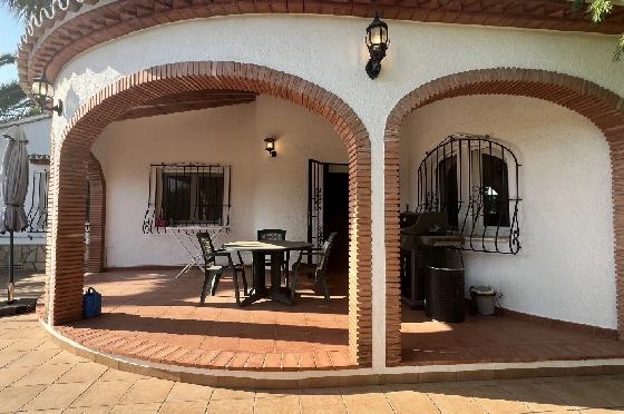 Villa in Els Poblets(Barranquets) zu verkaufen, Espace de vie 120 m², Baujahr 2004, Zustand gepflegt, + Zentralheizung, Klimaanlage, Terrain 402 m², 3 Chambres &agrave; coucher, 2 Badezimmer, Pool, ref.: JS-1325-11
