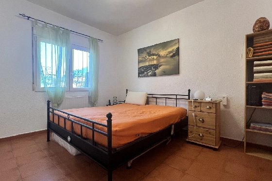 Villa in Els Poblets(Barranquets) zu verkaufen, Espace de vie 120 m², Baujahr 2004, Zustand gepflegt, + Zentralheizung, Klimaanlage, Terrain 402 m², 3 Chambres &agrave; coucher, 2 Badezimmer, Pool, ref.: JS-1325-13