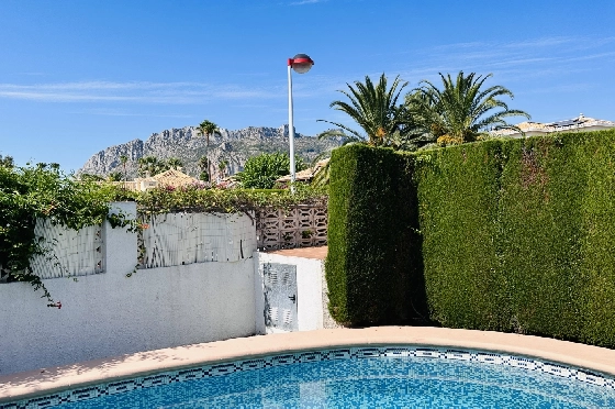 Villa in Els Poblets(Barranquets) zu verkaufen, Espace de vie 120 m², Baujahr 2004, Zustand gepflegt, + Zentralheizung, Klimaanlage, Terrain 402 m², 3 Chambres &agrave; coucher, 2 Badezimmer, Pool, ref.: JS-1325-2