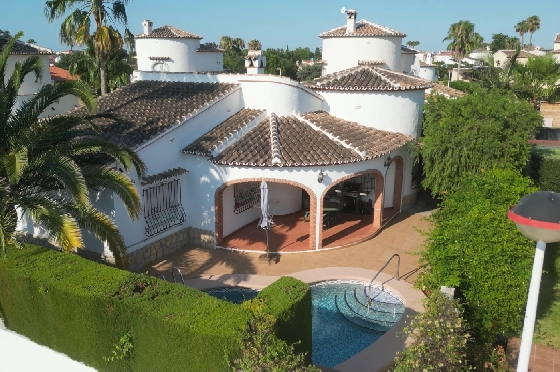 Villa in Els Poblets(Barranquets) zu verkaufen, Espace de vie 120 m², Baujahr 2004, Zustand gepflegt, + Zentralheizung, Klimaanlage, Terrain 402 m², 3 Chambres &agrave; coucher, 2 Badezimmer, Pool, ref.: JS-1325-5