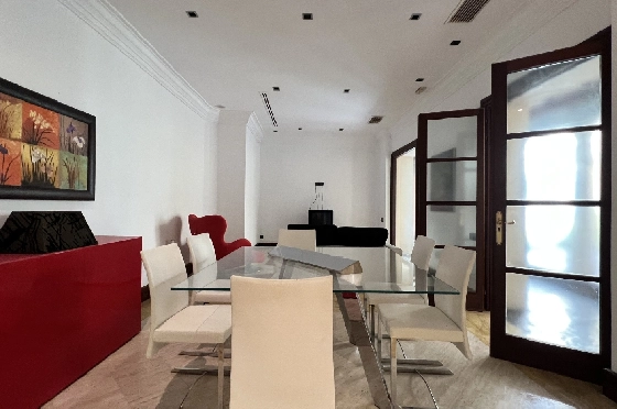 Stadthaus in Pego(Innenstadt) zu verkaufen, Espace de vie 690 m², Baujahr 1930, Zustand gepflegt, + Zentralheizung, Klimaanlage, Terrain 305 m², 6 Chambres &agrave; coucher, 5 Badezimmer, ref.: AS-1325-12