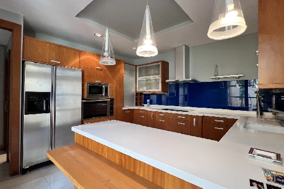 Stadthaus in Pego(Innenstadt) zu verkaufen, Espace de vie 690 m², Baujahr 1930, Zustand gepflegt, + Zentralheizung, Klimaanlage, Terrain 305 m², 6 Chambres &agrave; coucher, 5 Badezimmer, ref.: AS-1325-32