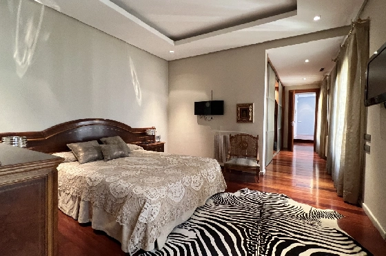 Stadthaus in Pego(Innenstadt) zu verkaufen, Espace de vie 690 m², Baujahr 1930, Zustand gepflegt, + Zentralheizung, Klimaanlage, Terrain 305 m², 6 Chambres &agrave; coucher, 5 Badezimmer, ref.: AS-1325-39