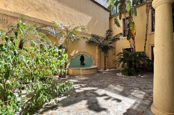 Stadthaus in Pego(Innenstadt) zu verkaufen, Espace de vie 690 m², Baujahr 1930, Zustand gepflegt, + Zentralheizung, Klimaanlage, Terrain 305 m², 6 Chambres &agrave; coucher, 5 Badezimmer, ref.: AS-1325-4