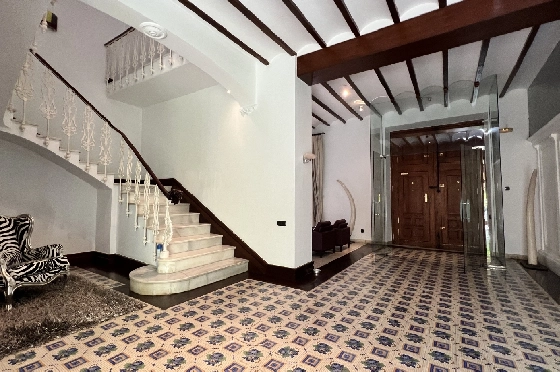 Stadthaus in Pego(Innenstadt) zu verkaufen, Espace de vie 690 m², Baujahr 1930, Zustand gepflegt, + Zentralheizung, Klimaanlage, Terrain 305 m², 6 Chambres &agrave; coucher, 5 Badezimmer, ref.: AS-1325-5