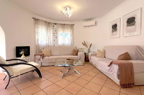 Villa in Els Poblets(Ptda. Revoltes) zu verkaufen, Espace de vie 234 m², Baujahr 2004, Zustand gepflegt, + Zentralheizung, Klimaanlage, Terrain 614 m², 4 Chambres &agrave; coucher, 3 Badezimmer, Pool, ref.: AS-1425-10