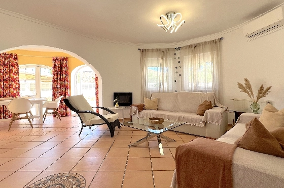 Villa in Els Poblets(Ptda. Revoltes) zu verkaufen, Espace de vie 234 m², Baujahr 2004, Zustand gepflegt, + Zentralheizung, Klimaanlage, Terrain 614 m², 4 Chambres &agrave; coucher, 3 Badezimmer, Pool, ref.: AS-1425-11