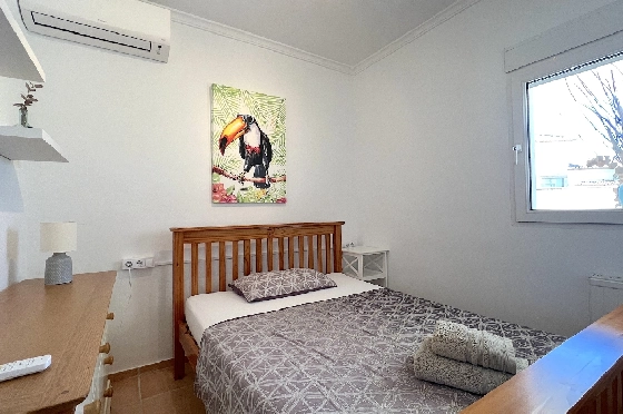 Villa in Els Poblets(Ptda. Revoltes) zu verkaufen, Espace de vie 234 m², Baujahr 2004, Zustand gepflegt, + Zentralheizung, Klimaanlage, Terrain 614 m², 4 Chambres &agrave; coucher, 3 Badezimmer, Pool, ref.: AS-1425-31