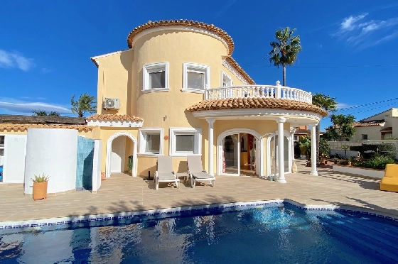 Villa in Els Poblets(Ptda. Revoltes) zu verkaufen, Espace de vie 234 m², Baujahr 2004, Zustand gepflegt, + Zentralheizung, Klimaanlage, Terrain 614 m², 4 Chambres &agrave; coucher, 3 Badezimmer, Pool, ref.: AS-1425-53