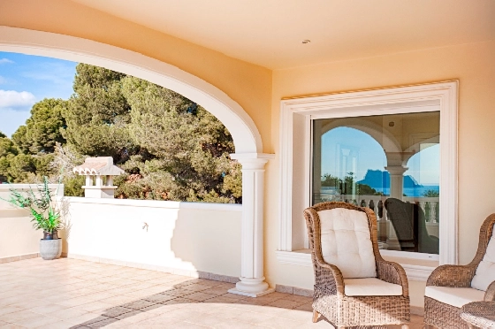 Villa in Moraira zu verkaufen, Espace de vie 466 m², Baujahr 2005, Klimaanlage, Terrain 2040 m², 5 Chambres &agrave; coucher, 5 Badezimmer, Pool, ref.: AM-12515DR-26