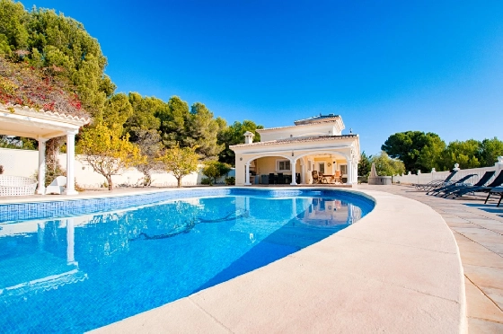 Villa in Moraira zu verkaufen, Espace de vie 466 m², Baujahr 2005, Klimaanlage, Terrain 2040 m², 5 Chambres &agrave; coucher, 5 Badezimmer, Pool, ref.: AM-12515DR-4