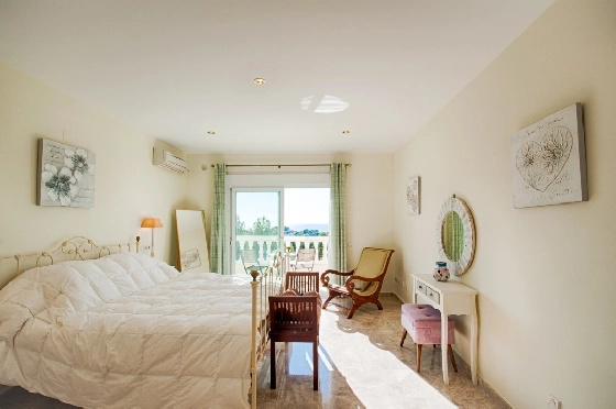 Villa in Moraira zu verkaufen, Espace de vie 466 m², Baujahr 2005, Klimaanlage, Terrain 2040 m², 5 Chambres &agrave; coucher, 5 Badezimmer, Pool, ref.: AM-12515DR-48