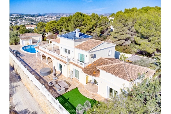 Villa in Moraira zu verkaufen, Espace de vie 466 m², Baujahr 2005, Klimaanlage, Terrain 2040 m², 5 Chambres &agrave; coucher, 5 Badezimmer, Pool, ref.: AM-12515DR-9