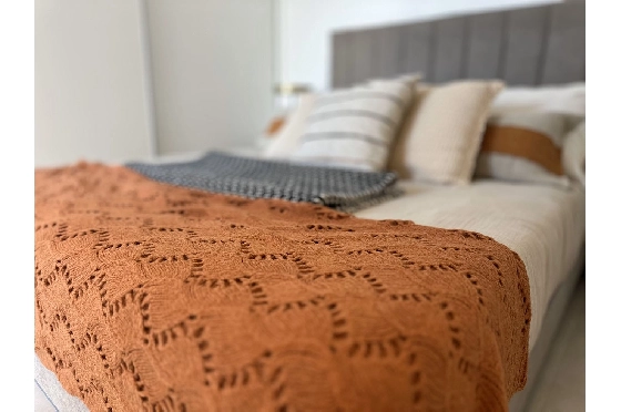 Penthouse Apartment in San Fulgencio zu verkaufen, Espace de vie 206 m², Zustand Erstbezug, 3 Chambres &agrave; coucher, 2 Badezimmer, Pool, ref.: HA-SFN-131-A04-9