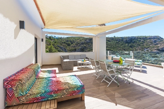 Villa in Denia zu verkaufen, Espace de vie 170 m², Baujahr 2019, + Fussbodenheizung, Klimaanlage, Terrain 829 m², 3 Chambres &agrave; coucher, 4 Badezimmer, ref.: HG-3804-10